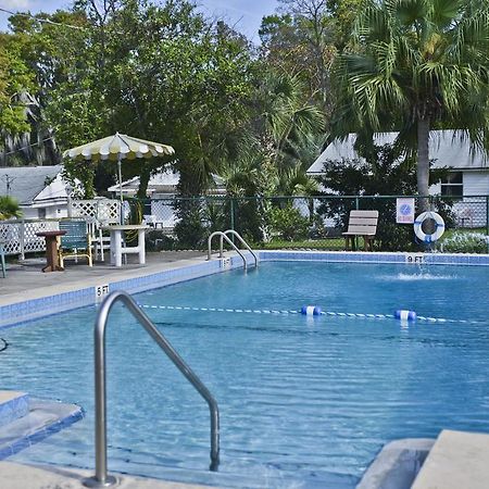 Lake Ida Beach Resort Уинтер-Хейвен Экстерьер фото